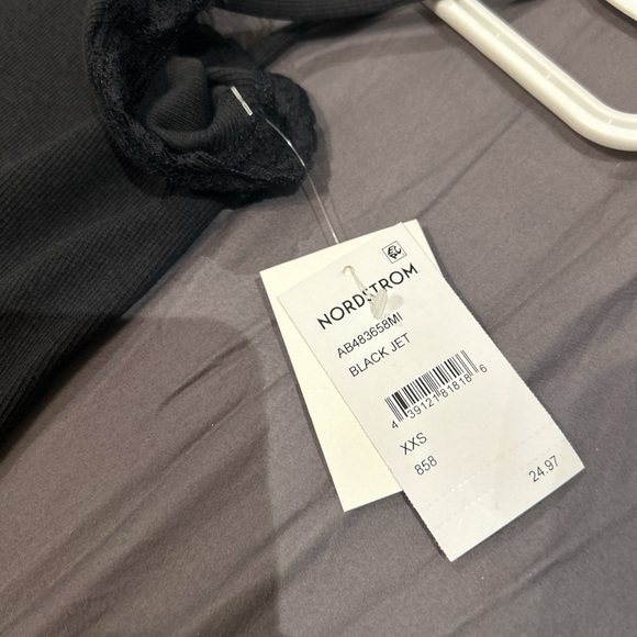 Nordstrom black cami top - Picture 2 of 3